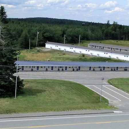 The Bluebird Motel Maine Machias Экстерьер фото